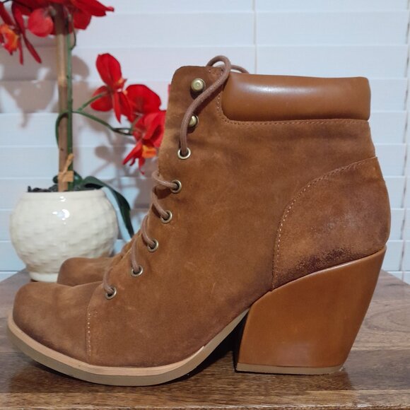 Kork-Ease Shoes - leather brown Kork-Ease lace up ankle boots women's size 9M